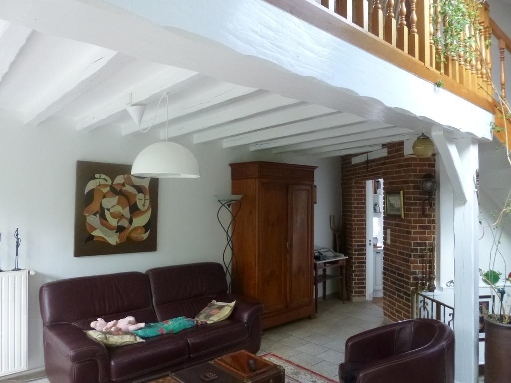 Chambre d'Hôtes Rue des Fougères Acomodação com café da manhã Louviers Exterior foto